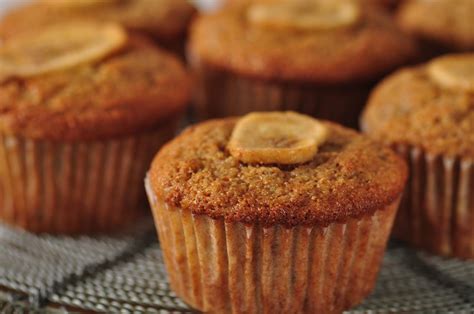 whole-wheat-banana-muffins-recipe-video image