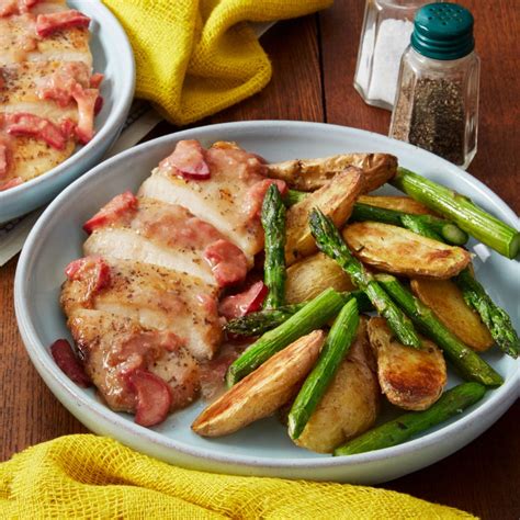 honey-rhubarb-chicken-with-asparagus-fingerling image