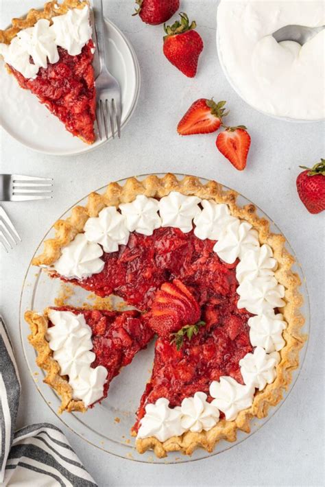homemade-strawberry-pie-filling-using-frozen image