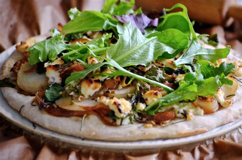 pear-goat-cheese-pizza-with-caramelized-onions image