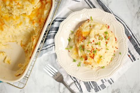 supreme-mashed-potato-casserole-kitchen-divas image