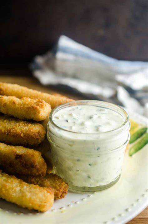homemade-tartar-sauce-recipe-with-capers-lifes image