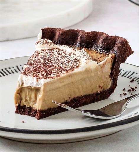 coffee-custard-pie-with-chocolate-pastry-crust-the image