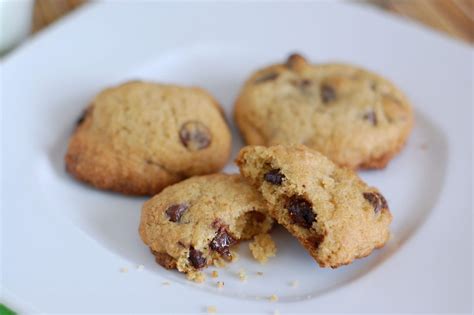 whole-wheat-chocolate-chip-cookies-with-sugar-100 image