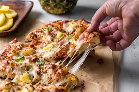 grilled-hawaiian-pizza-how-to-grill-pizza-the-crumby image