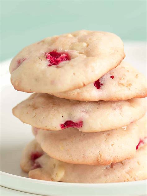 melt-in-your-mouth-strawberry-cheesecake-cookies image