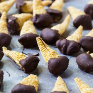 chocolate-dipped-peanut-butter-bugles-spicy image
