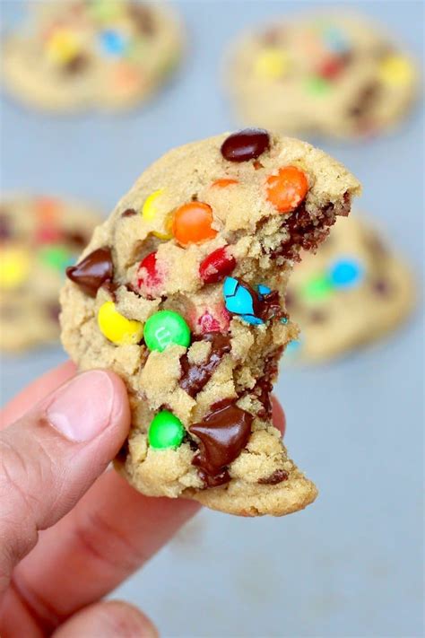 mm-chocolate-chip-pudding-cookies-the-bakermama image