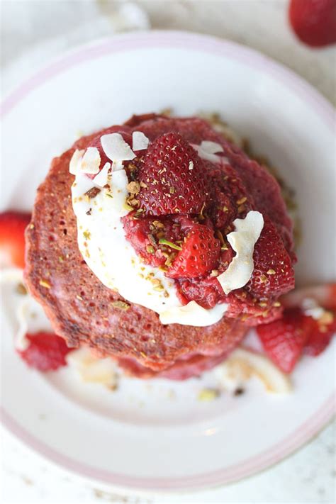 vegan-oatmeal-pancakes-pink-with-no-added-sugar-or image