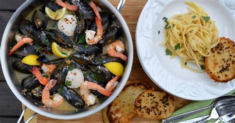 10-best-pasta-with-shrimp-scallops-mussels image