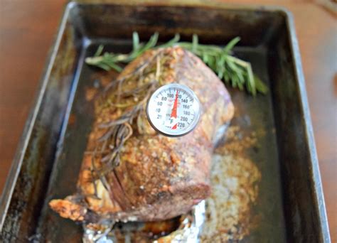 holiday-how-to-easy-beef-tenderloin-roast-with image