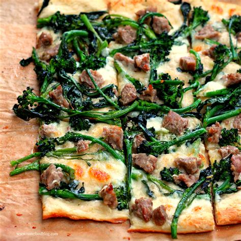broccoli-rabe-and-sausage-pizza-tastefood image