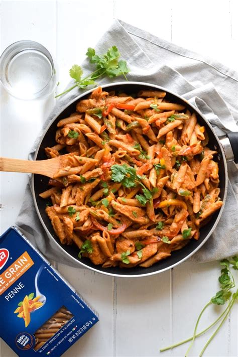healthy-chicken-fajita-pasta-isabel-eats image