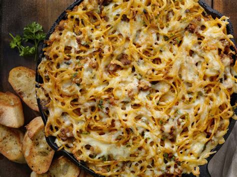 spaghetti-bake-with-ground-beef-and-cheese-the image