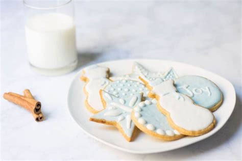 french-christmas-cookies-sabls-mon-petit-four image