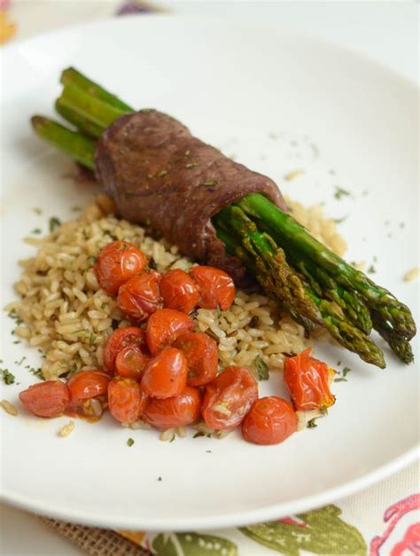 steak-wrapped-asparagus-mommy-hates-cooking image