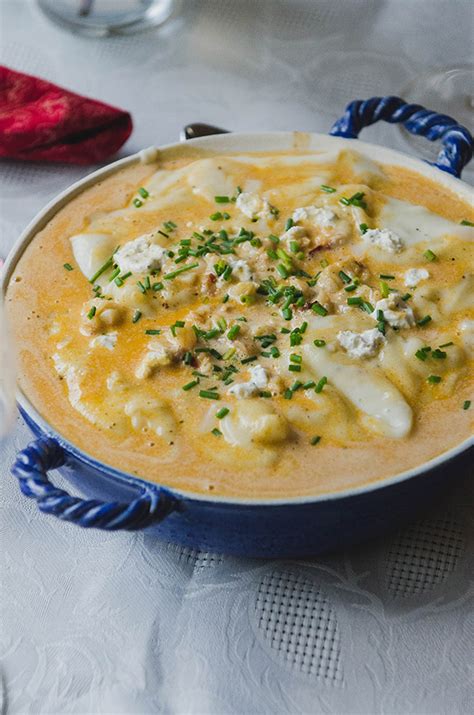 solets-hang-out-creamy-goat-cheese-lobster image