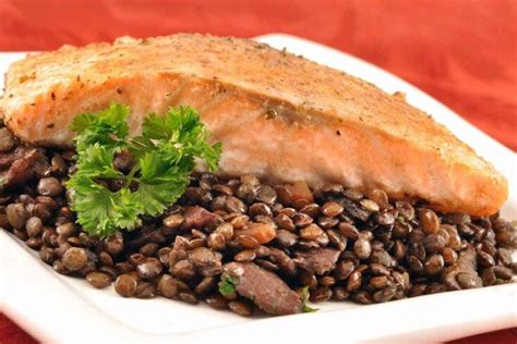 roasted-salmon-with-lentils-and-bacon image