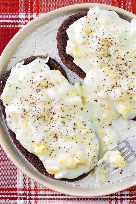 creamed-eggs-on-toast-copykat image