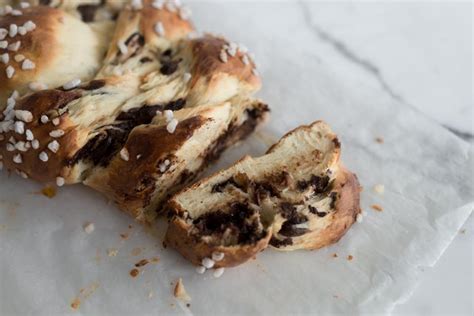 chocolate-chip-challah-bread-recipe-ehow image