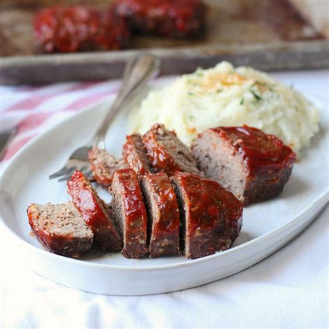 back-to-school-mini-meat-loaves-mccormick image
