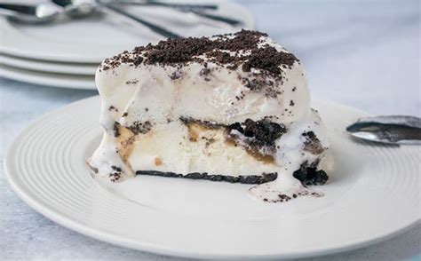 amazing-oreo-ice-cream-cake-recipe-with-caramel image