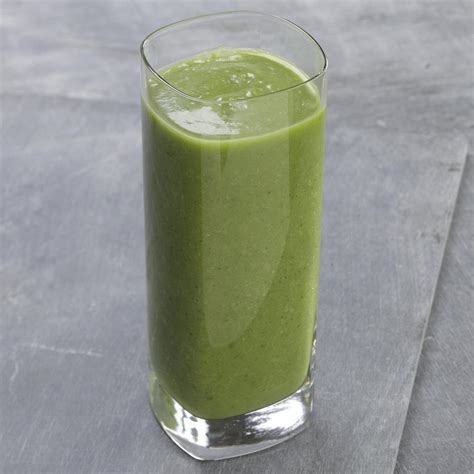 good-green-tea-smoothie-recipe-eatingwell image
