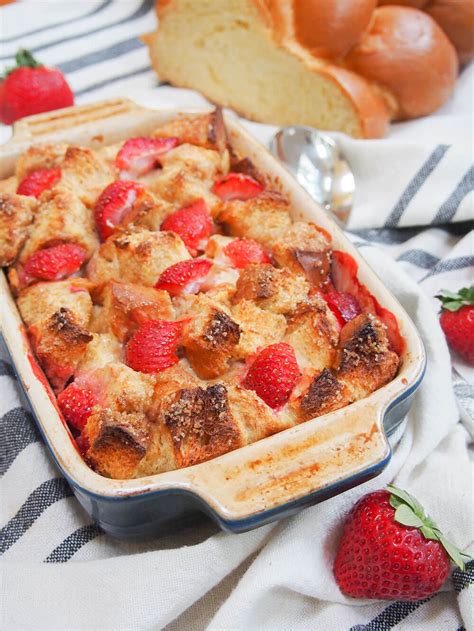 strawberry-french-toast-bake-carolines-cooking image
