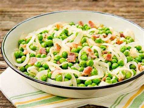 green-peas-with-onion-and-bacon-magnolia-days image