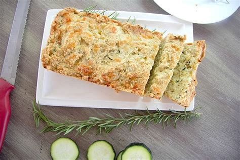 zucchini-cheese-rosemary-bread-divalicious image