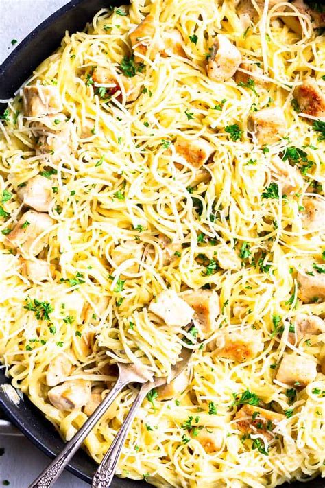 creamy-one-pot-garlic-chicken-pasta image