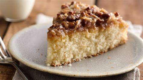 bisquick-velvet-crumb-coffee-cake image