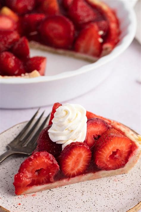 shoneys-strawberry-pie-easy-recipe-insanely-good image