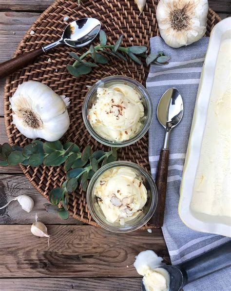 sensational-garlic-ice-cream-inspired-by-the-gilroy image