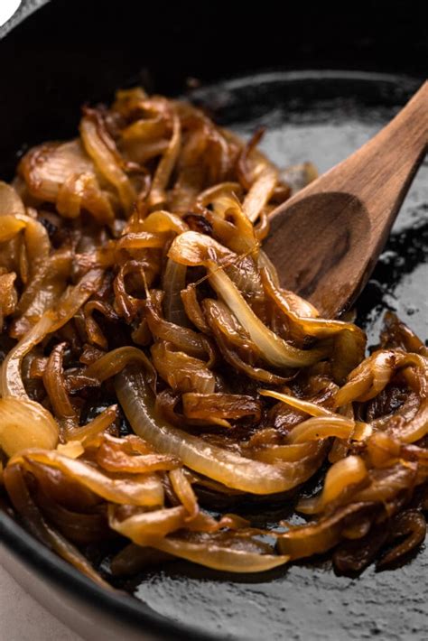 caramelized-onion-tarts-everyday-pie image