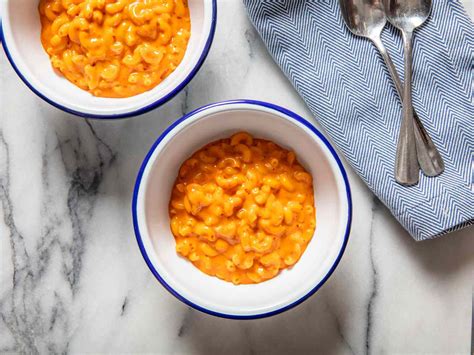 think-outside-the-box-17-macaroni-and-cheese-recipes-serious image