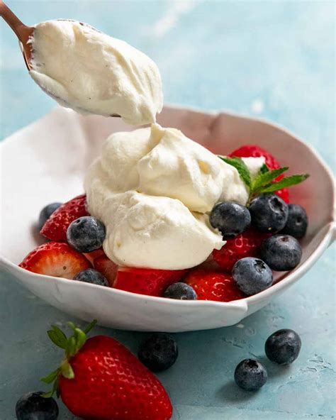 chantilly-cream-french-whipped-cream image