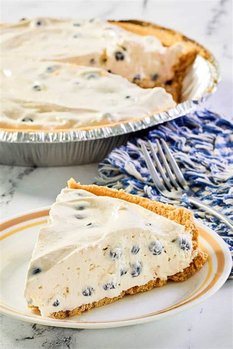 easy-no-bake-blueberry-cream-pie-copykat image