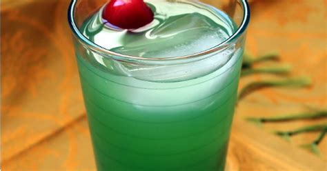 10-best-drinks-with-midori-and-sprite-recipes-yummly image