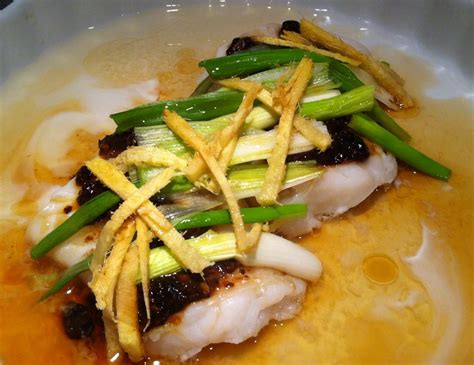 chinese-steamed-fish-mado-food image