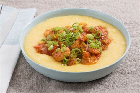 paprika-shrimp-cheddar-grits-with-tomato-sweet image