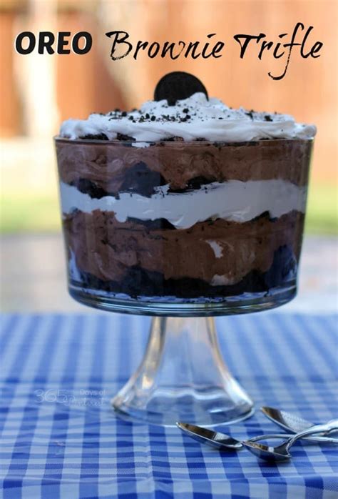 oreo-brownie-trifle-easy-layered-dessert-simple-and image