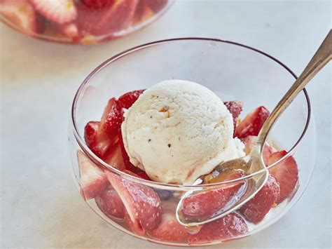 grand-marnier-strawberry-sundae-recipe-saveur image
