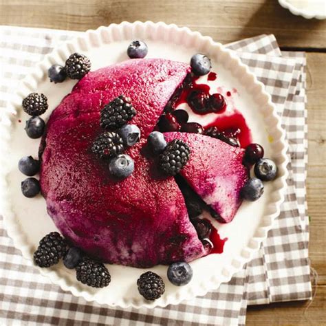 berry-bliss-pudding-recipe-chatelainecom image