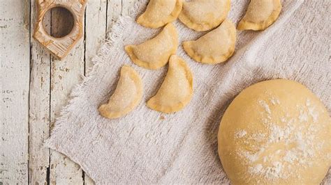 sambusa-sambousek-dough-recipe-i-love-arabic image