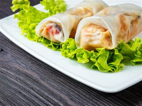 lobster-spring-roll-with-ponzu-ginger-dipping-sauce image