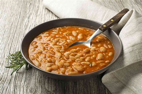 pasulj-serbian-white-bean-soup image