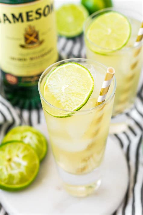 easy-irish-mule-cocktail-recipe-by-sugar-and-soul image
