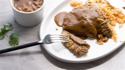 chicken-fried-venison-with-chili-gravy-meateater-cook image