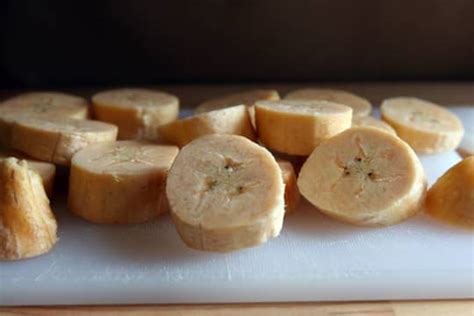 recipe-sweet-fried-plantains-pltanos-maduros-kitchn image